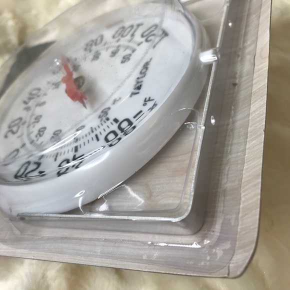 Taylor Thermometer with Mounting Bracket New - Picture 4 of 7